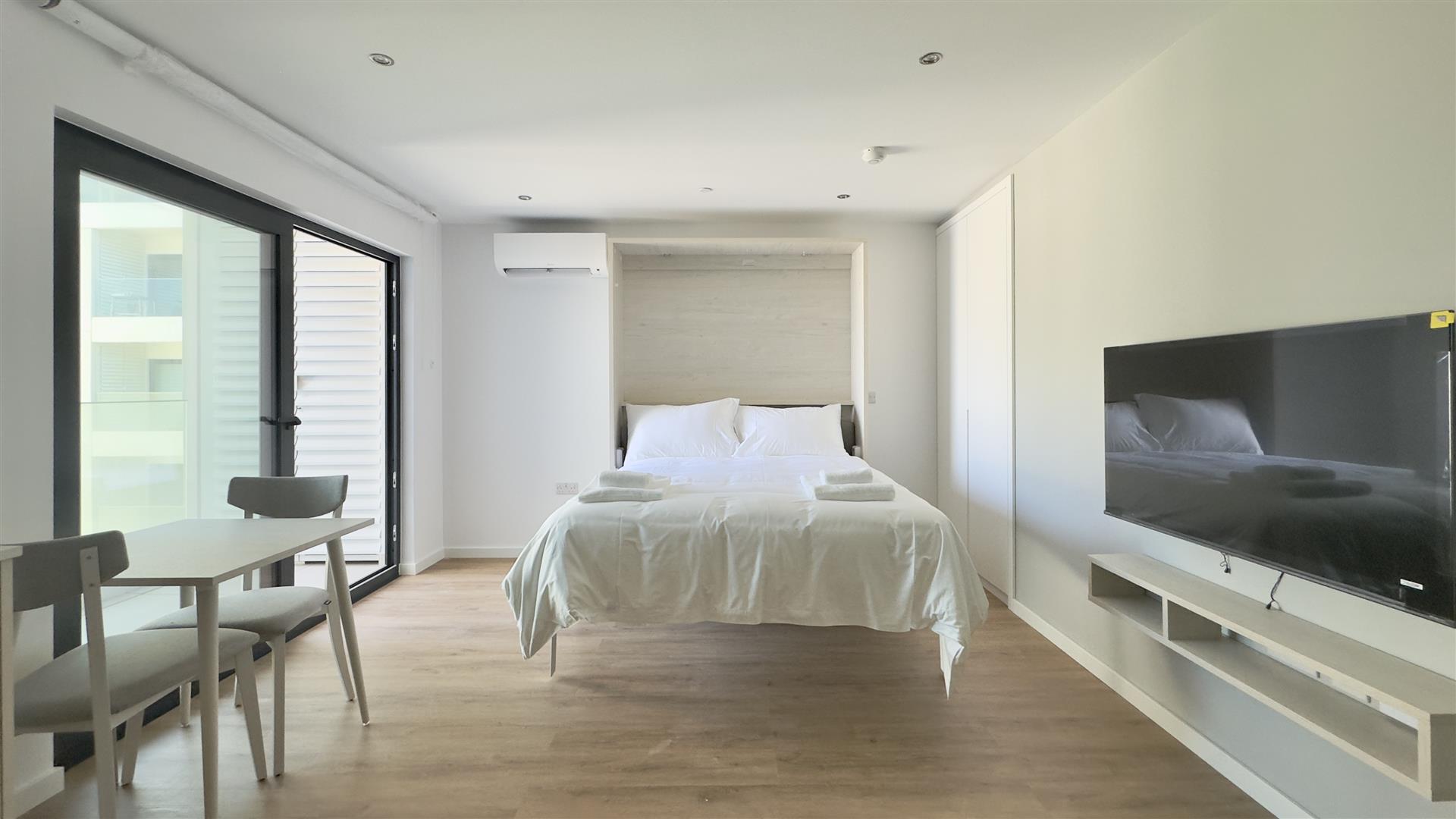 Image of Apartment - 1 Bathrooms for Rental in Victory Suites-Gibraltar, Image 2